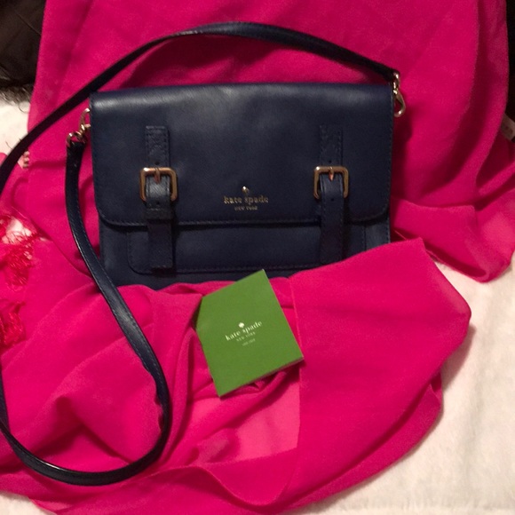 kate spade Handbags - Kate Spade Scout Essex Messenger Bag